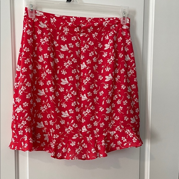 J. Crew Red Mini Skirt with White Floral Print - Picture 2 of 6